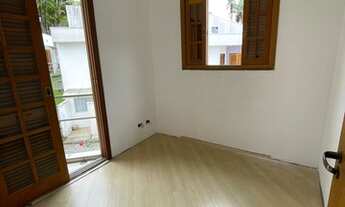 Imagem 4: Casa de condomínio para venda possui 98 metros quadrados com 3 quartos