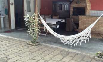 Imagem 5: Belíssima casa com piscina em excelente localização de Valinhos - SP