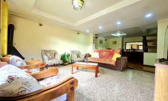 Imagem 2: PORTO ALEGRE - Casa Padrão - Partenon