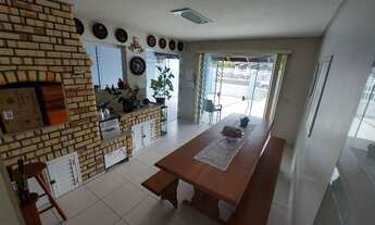 Imagem 6: Casa com 5 dormitórios à venda, 257 m² por R$ 1.200.000,00 - Meia Praia - Navegantes/SC