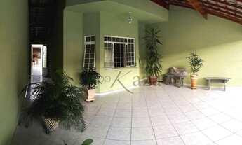 Imagem 2: Casa Bosque Eucalíptos - Churrasqueira - Varanda - 2 Garagens - Portão eletrônico