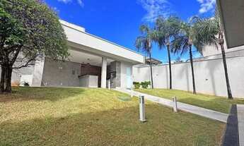 Imagem: Sobrado no Alphaville com 5 quartos para