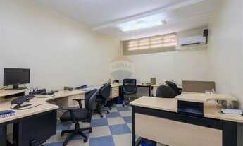 Imagem 6: Casa para venda tem 487 metros quadrados com 13 quartos em Pacaembu - São Paulo - SP