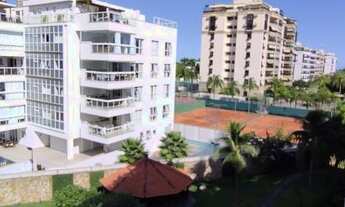 Imagem 3: Apartamento para aluguel tem 250 metros quadrados com 4 quartos