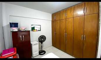 Imagem 6: 3 quartos, ampla cozinha. 1 vaga de garagem