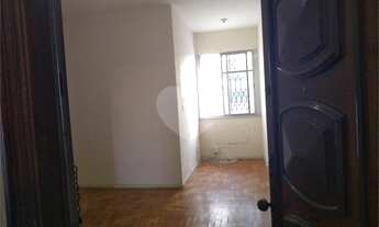 Imagem 2: Apartamento dois quartos em São Cristóvão. {VP