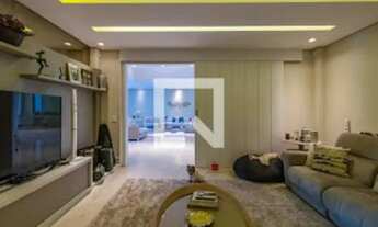 Imagem 2: Casa de condomínio para aluguel e venda possui 710 metros quadrados com 5 quartos