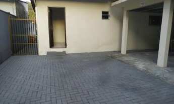 Imagem: Casa fundos rua iririu