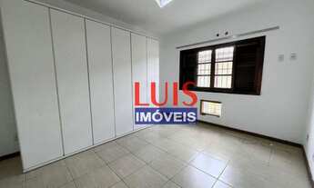 Imagem 2: Casa com 3 dormitórios para alugar, 80 m² por R$ 3.300+ Taxas/mês - Piratininga - Niterói