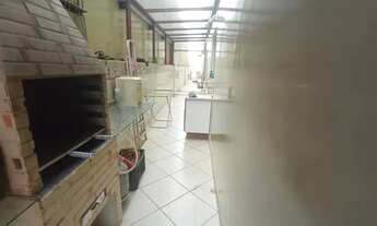 Imagem 2: Av. Beira mar. Apt com área externa