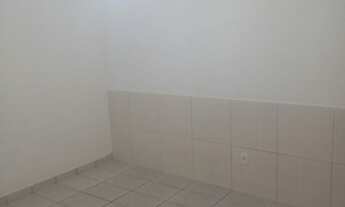 Imagem 3: Casa térrea de 2 dormitórios - quintal - garagem p/ 2 carros - Marapé