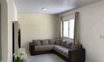 Imagem 3: Casa em rua pública