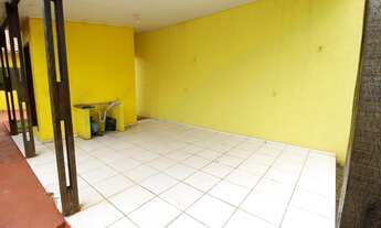 Imagem 2: Casa para Locação em Foz do Iguaçu, Carimã, 3 dormitórios, 2 banheiros, 4 vagas