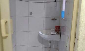 Imagem: São 2 quitinetes