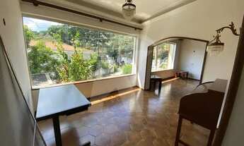 Imagem 2: Casa Térrea 3 Dorm. (1 Suíte) com Edícula 400 m² para locação Jd. Floresta