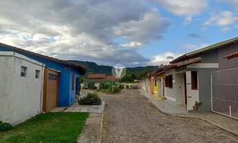 Imagem 2: Casa com piscina em Condomínio fechado e familiar