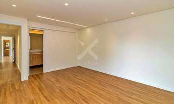 Imagem 7: Apartamento sem mobiliado de 116m2 com 3 suítes e 2 vagas no bairro Rio Branco!