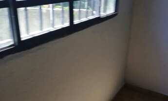 Imagem 5: Aluga se casa com 1 quarto,sala, cozinha conjugada, área de serviço, garagem para moto.