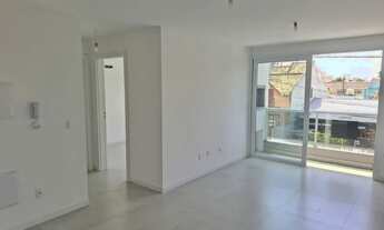 Imagem 3: Apartamento 02 Dormitórios NOVO - 100 metros da Praia - Elevador, Garagem e Churrasqueira