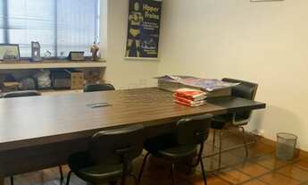 Imagem 5: Casa totalmente térrea facilmente adaptável para comércio ou clínica