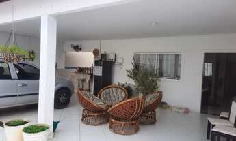 Imagem 6: Casa com energia solar e piscina com aquecedor