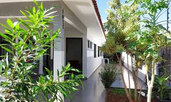 Imagem 2: Casa com 220m2no jd libedade em maringa c/terreno de 364m2 valor 775.000 a/c troca
