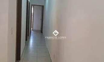 Imagem 3: Casa com 3 dormitórios (1 suíte) no Parque dos Sinos em Jacareí, SP