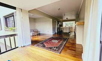 Imagem 6: Com 126m² e uma vista incrível para o vale e acesso a pé a Rua Coberta esse apartamento va