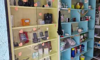 Imagem 4: Vende-se balcões e prateleiras