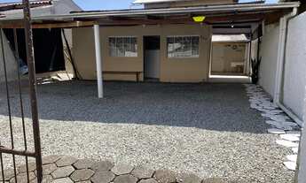 Imagem 3: OPORTUNIDADE Casa com 1 dormitório