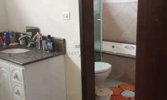 Imagem 5: Casa - Sobrado - Jardim do Vale - Jacareí - 3 Dormitórios - 284m²