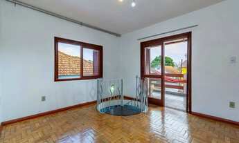 Imagem 7: Casa 5 dormitórios para locação no bairro Medianeira, Porto Alegre, RS