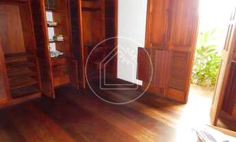 Imagem 5: Ótima Casa linear, perto da Praia, com vista do Costão, da Praia, em Centro de terreno!