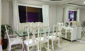 Imagem 5: Casa de condomínio para venda tem 400 metros quadrados com 4 quartos