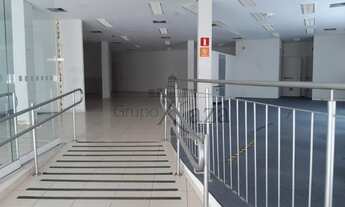 Imagem 6: Esquina antigo banco Itau Jd. Paulista