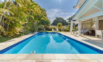 Imagem 3: Casa de condomínio para venda tem 440 metros quadrados com 4 quartos