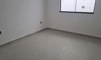 Imagem 3: Casa de 2 qts (1 suite), sala ampla, cozinha americana, área gourmet, chuveirão e garagem