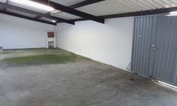 Imagem 5: Casa para aluguel e venda possui 10 metros quadrados com 3 quartos em Jardim Ana Rosa - Ta