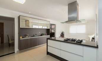 Imagem 13: Casa com suíte no térreo à venda, 317 m² por R$ 2.100.000 - Santa Felicidade - Curitiba/PR