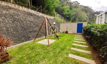 Imagem 2: Apartamento para aluguel possui 60 metros quadrados com 2 quartos em Nogueira - Petrópolis