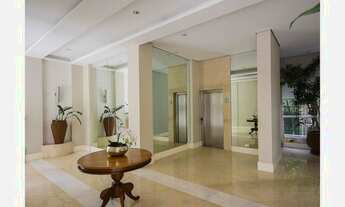 Imagem 4: Apartamento para aluguel e venda possui 172 metros quadrados com 3 quartos