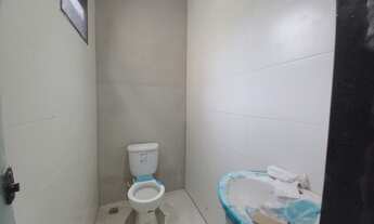 Imagem 7: Casa para venda tem 820 metros quadrados com 5 quartos