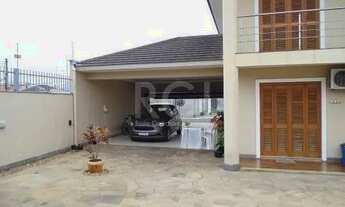 Imagem 4: Sobrado para venda tem 218 metros quadrados com 3 quartos