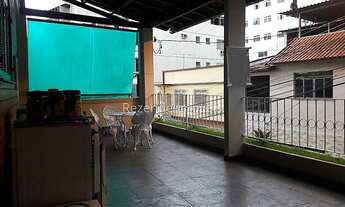 Imagem 2: Cód.: 373 - Comprar Casa 03 quartos - São Mateus - Juiz De Fora - Rezende Imóveis