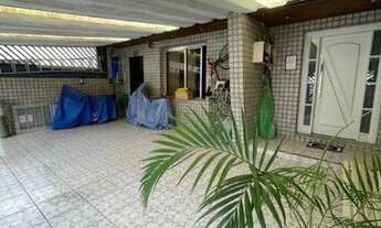 Imagem 4: Casa tipo Sobrado, com 3 dormitórios, Churrasqueira, 2 vagas, à venda, 126 m² por R$ 800.0