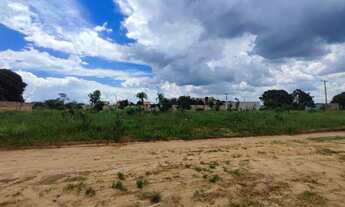 Imagem 3: 3 lotes juntos lado a lado no Jardim dos Ipês