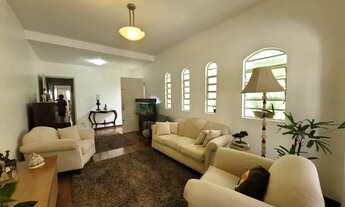 Imagem 5: Casa à venda, 3 dormitórios, 1 suíte, 2 vagas, quintal com churrasqueira, 201m², Brooklin