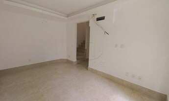 Imagem: Casa Triplex em Villagio, com 3 dormitórios