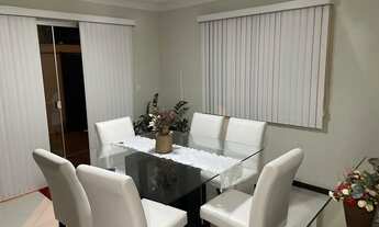 Imagem 4: Casa triplex com piscina em colatina