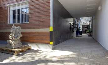 Imagem 5: Lindíssima casa estilo sobrado com piscina, espaço gourmet e vagas para 4 carros na Vila L